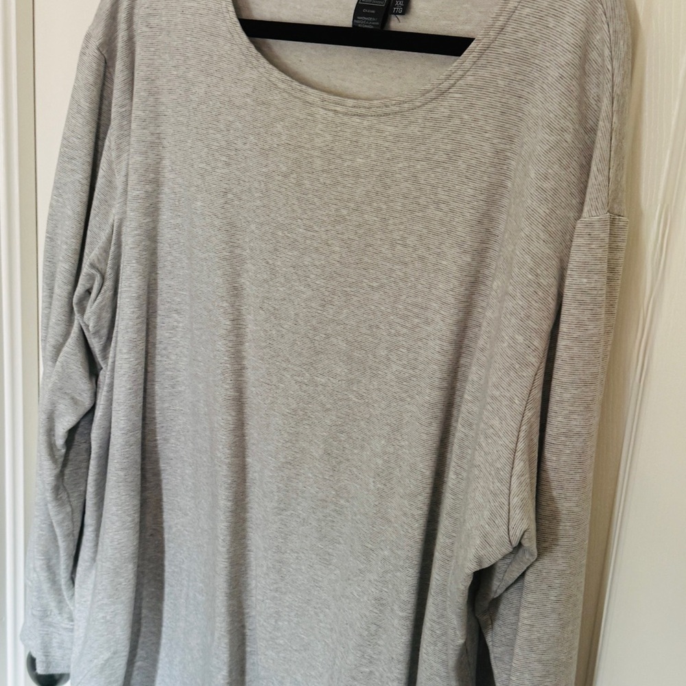 Wooly Doodle Heather Gray Long Sleeve Women's Top